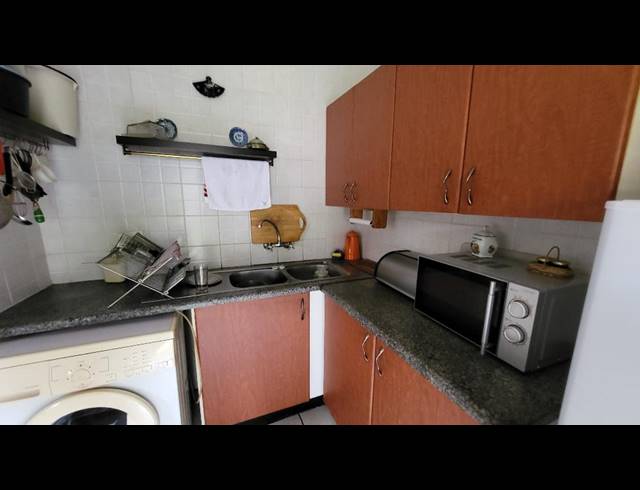 2 BEDROOM DUPLEX FOR SALE IN CLAREMONT